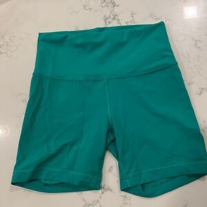 Lululemon Wunder train High Rise Short, 6”